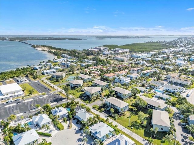 517 42ND STREET, Holmes Beach, FL 34217