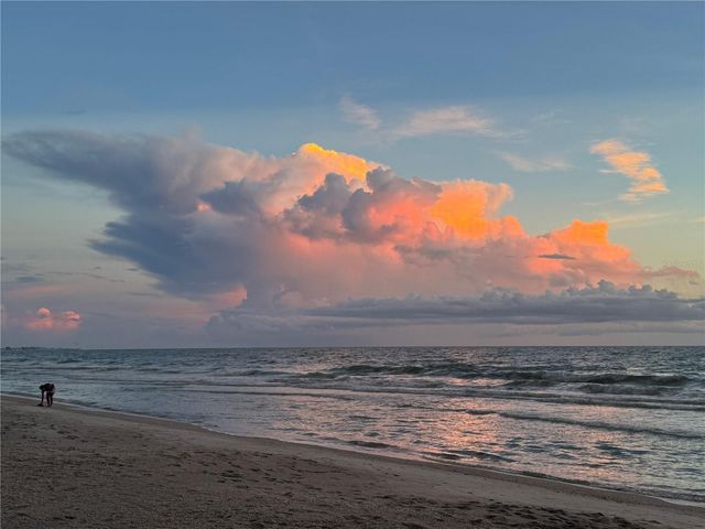 517 42ND STREET, Holmes Beach, FL 34217