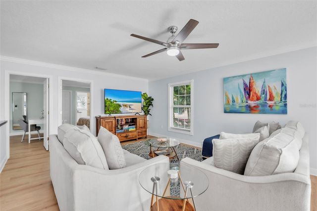 517 42ND STREET, Holmes Beach, FL 34217