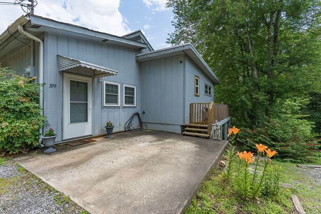 329 Chalet Circle, Murphy, NC 28906