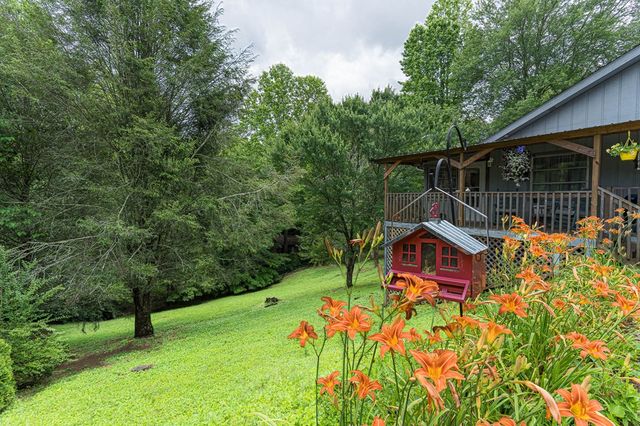 329 Chalet Circle, Murphy, NC 28906