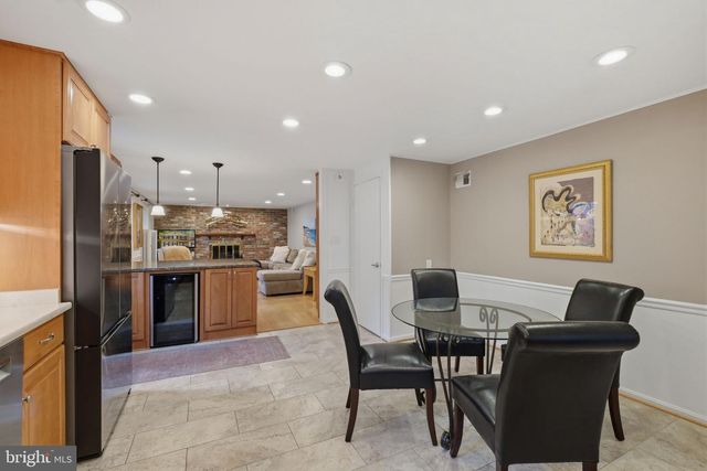 7006 OLD CABIN LN, Rockville, MD 20852