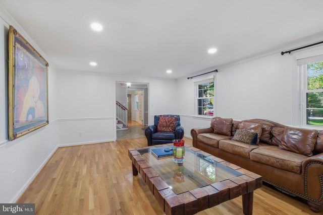 7006 OLD CABIN LN, Rockville, MD 20852