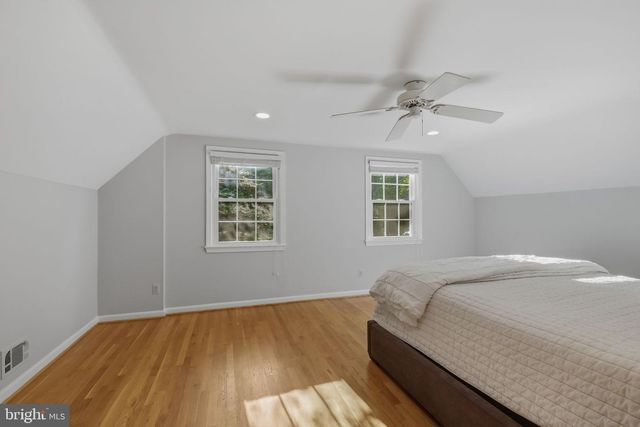 7006 OLD CABIN LN, Rockville, MD 20852
