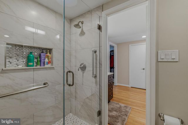 7006 OLD CABIN LN, Rockville, MD 20852