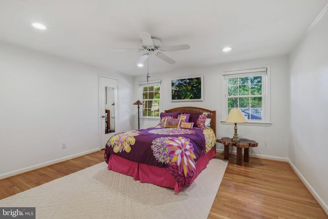 7006 OLD CABIN LN, Rockville, MD 20852