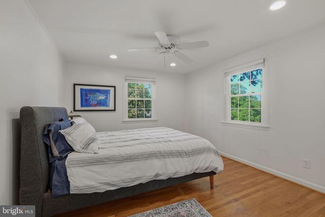 7006 OLD CABIN LN, Rockville, MD 20852
