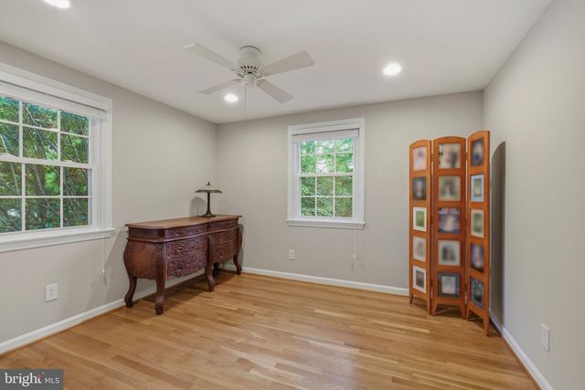 7006 OLD CABIN LN, Rockville, MD 20852