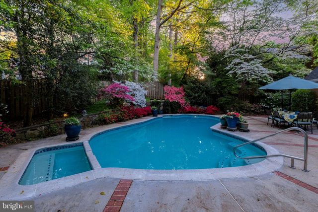 7006 OLD CABIN LN, Rockville, MD 20852