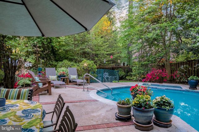 7006 OLD CABIN LN, Rockville, MD 20852