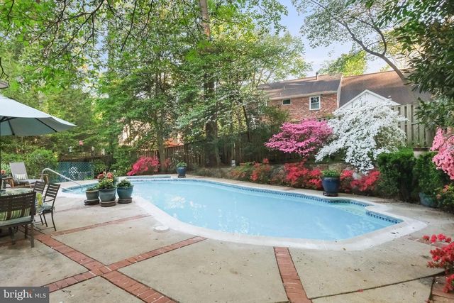 7006 OLD CABIN LN, Rockville, MD 20852