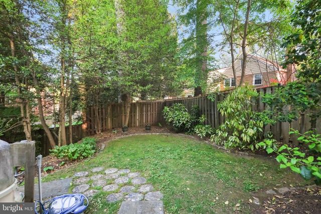 7006 OLD CABIN LN, Rockville, MD 20852
