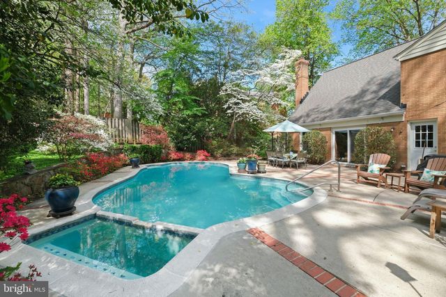 7006 OLD CABIN LN, Rockville, MD 20852