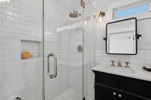 23 23 Monte Avenue, Piedmont, CA 94611