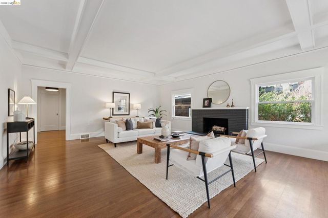 23 23 Monte Avenue, Piedmont, CA 94611