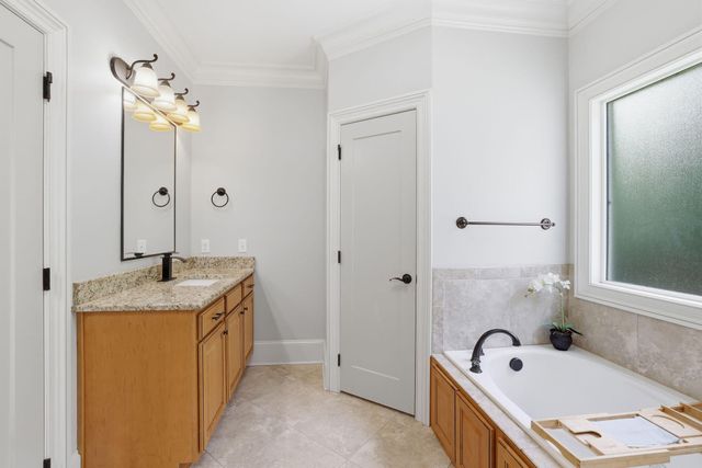 6727 Neville Drive, Ooltewah, TN 37363