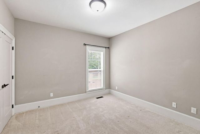 6727 Neville Drive, Ooltewah, TN 37363