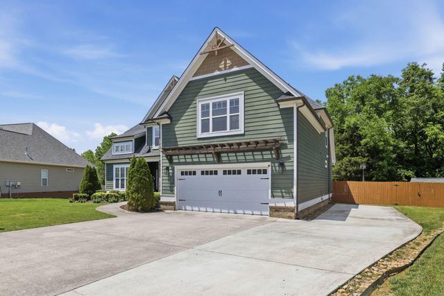 6727 Neville Drive, Ooltewah, TN 37363