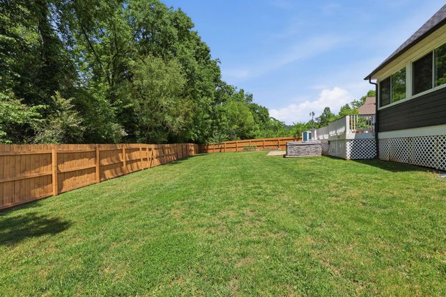 6727 Neville Drive, Ooltewah, TN 37363