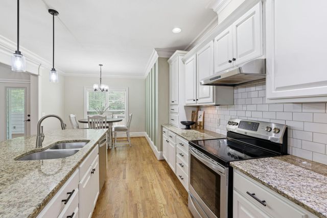 6727 Neville Drive, Ooltewah, TN 37363