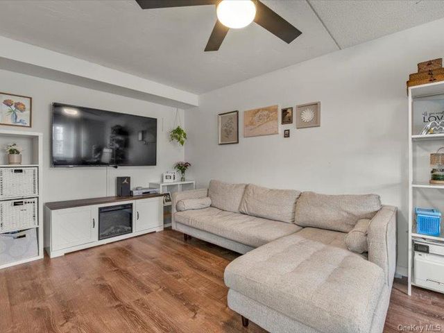 123 Beach 61st Street 82, Arverne, NY 11692