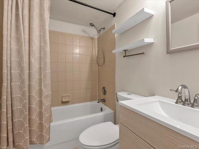 123 Beach 61st Street 82, Arverne, NY 11692