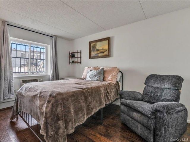 123 Beach 61st Street 82, Arverne, NY 11692