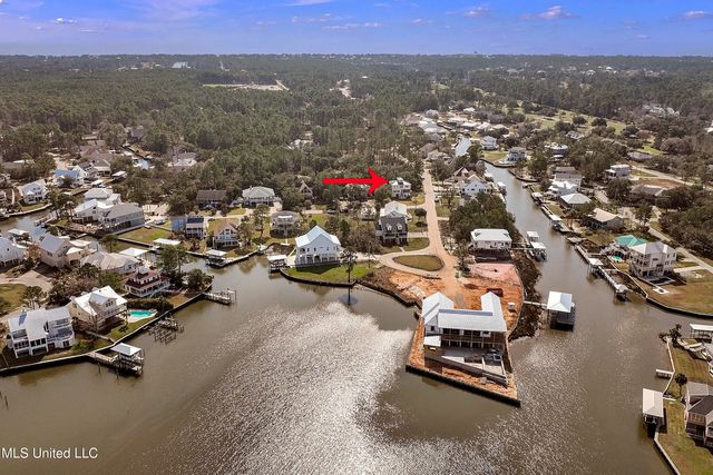 131 Dogwood Lane, Pass Christian, MS 39571