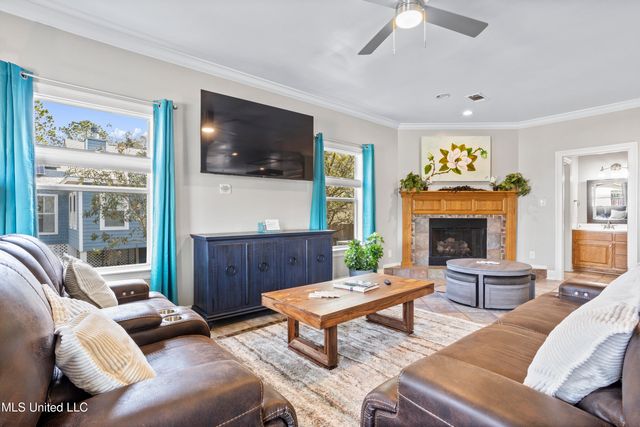 131 Dogwood Lane, Pass Christian, MS 39571