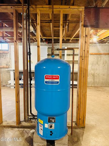 40 Pearl Street, Hudson Falls, NY 12839