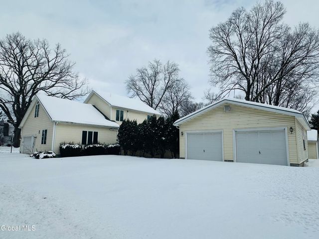 40 Pearl Street, Hudson Falls, NY 12839