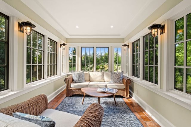 67 Hyslop Rd, Brookline, MA 02445