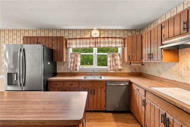 1981 Maria Lane, South Whitehall Twp, PA 18104