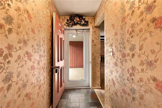 1981 Maria Lane, South Whitehall Twp, PA 18104