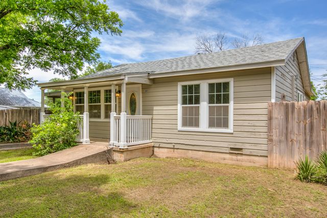 30 E 11th Street, San Angelo, TX 76903