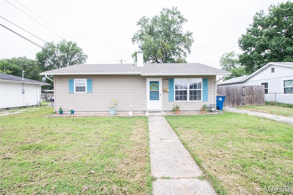 2837 Edgewood Avenue, Granite City, IL 62040
