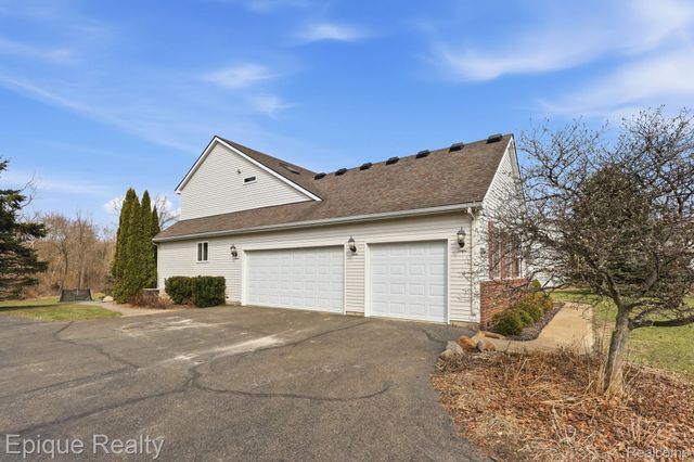 2234 Ridgewood Drive, Marion Township, MI 48843