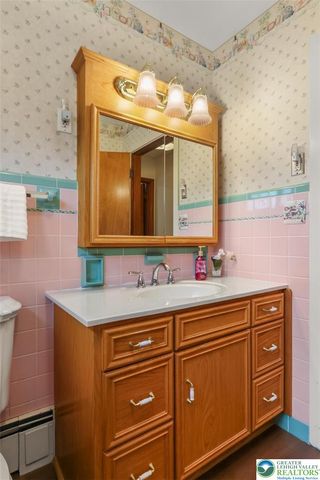 1902 Richmond Road, Easton, PA 18040