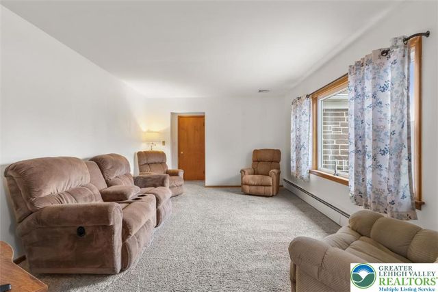 1902 Richmond Road, Easton, PA 18040