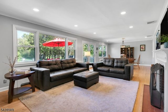 492 King George Rd, Bernards Twp., NJ 07920