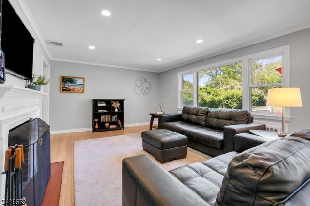 492 King George Rd, Bernards Twp., NJ 07920