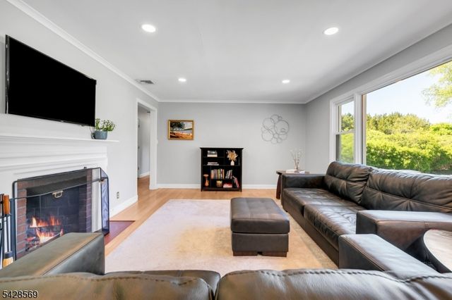 492 King George Rd, Bernards Twp., NJ 07920