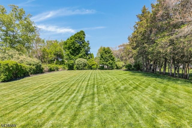492 King George Rd, Bernards Twp., NJ 07920
