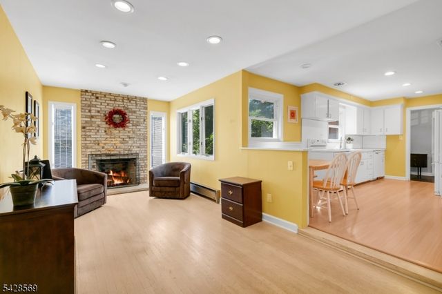 492 King George Rd, Bernards Twp., NJ 07920