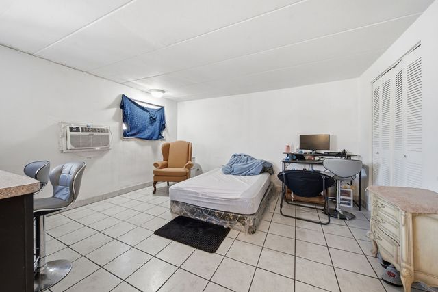 5470 S Archer Avenue 3B, Chicago, IL 60638