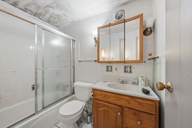 5470 S Archer Avenue 3B, Chicago, IL 60638