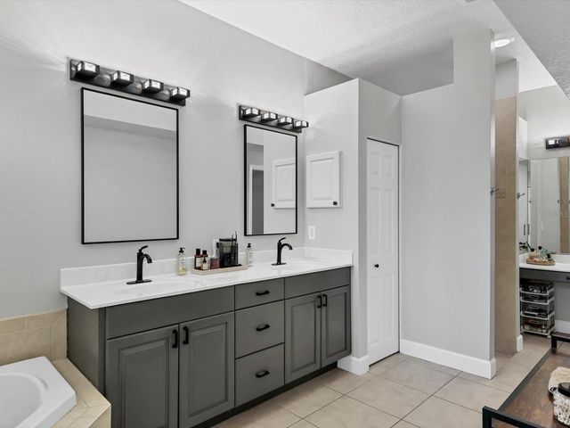 6813 SHORT CREEK LANE, Sarasota, FL 34240