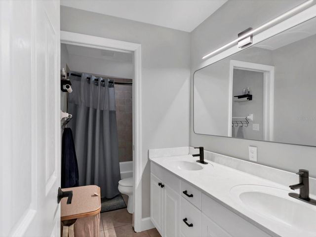 6813 SHORT CREEK LANE, Sarasota, FL 34240