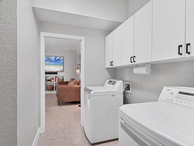 6813 SHORT CREEK LANE, Sarasota, FL 34240