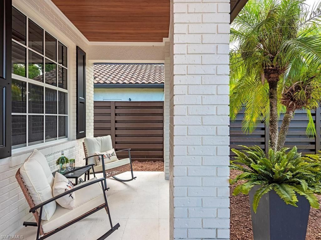 605 109th AVE N, NAPLES, FL 34108 — photo 2